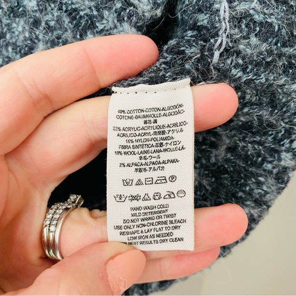 Free People Pullover Crop Sweater Gray Sz Small - Picture 7 of 8